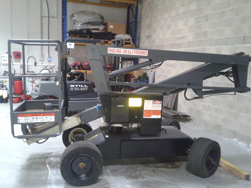 Un engin élévateur