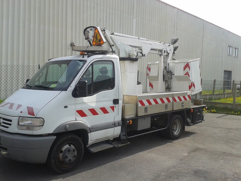 Un camion de chantier